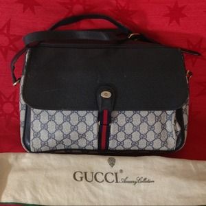 **Authentic***  Large Vintage Gucci Messenger Bag