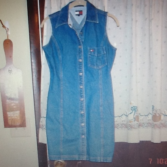 Tommy Hilfiger jean dress size 4