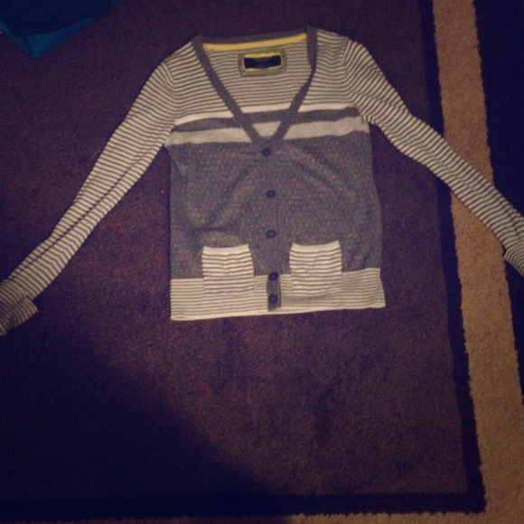 AE Sweater.