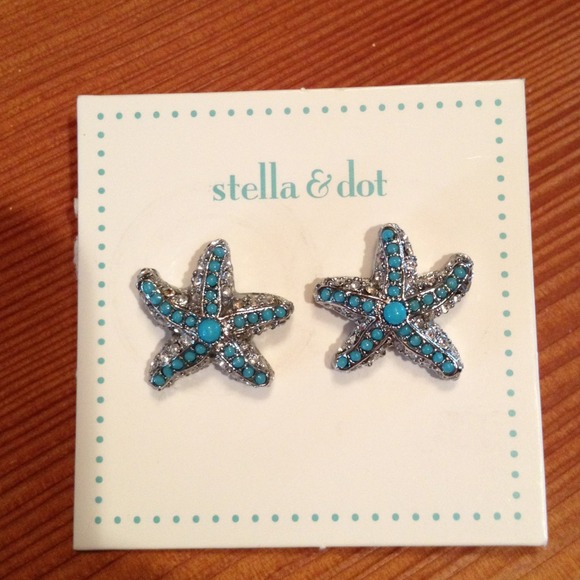 Stella & Dot starfish earrings
