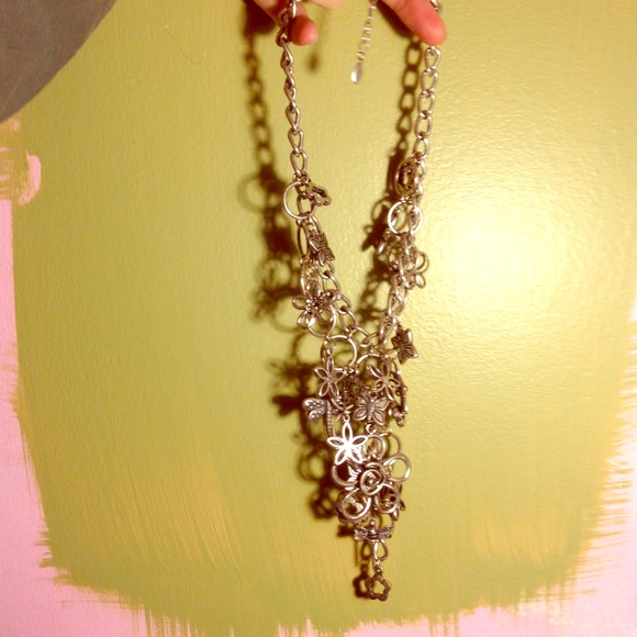 Silver chain necklace