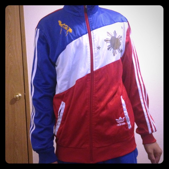 ⬇REDUCED⬇Philippine Zip up Jacket
