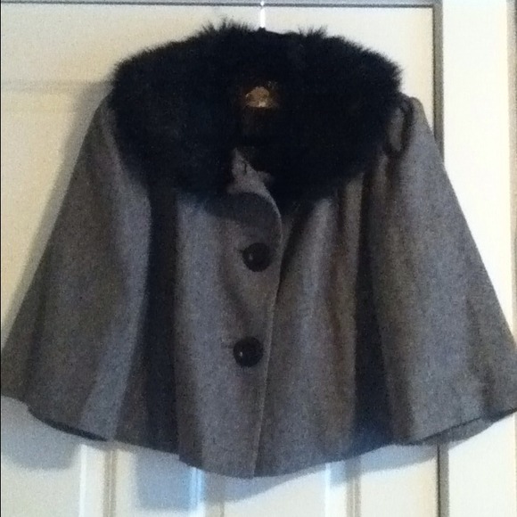 💌SOLD💌F21 Fur Collar Crop Jacket