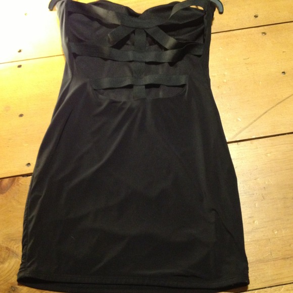 🔴SOLD🔴Little black dress strapless - Picture 3 of 3