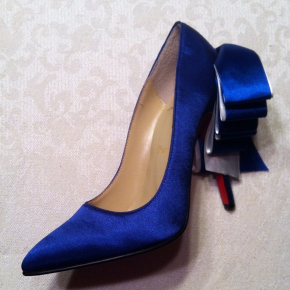 ❌sold❌Christian Louboutin Anemone heels