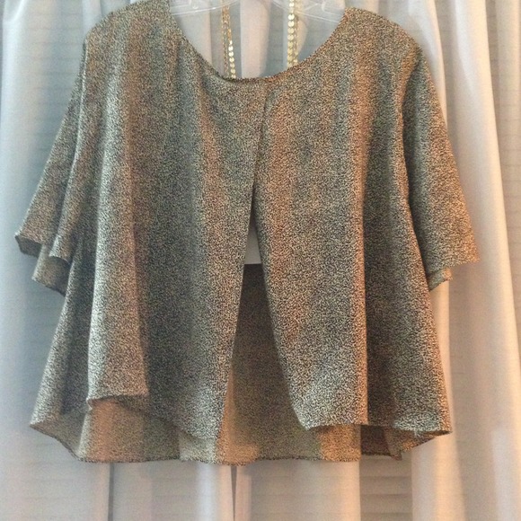 BCBG cape top - Picture 2 of 3