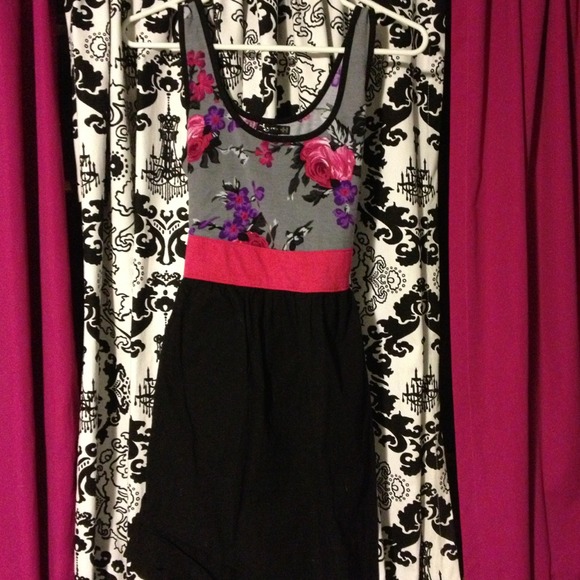 Cute floral LBD!