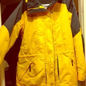 Yellow & dark grey Columbia ski coat