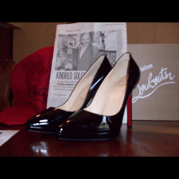 Autographed Louboutin Black Patent Pigalle Plateau - Picture 3 of 4