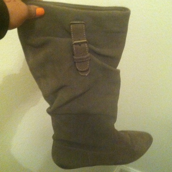 Taupe suede boots