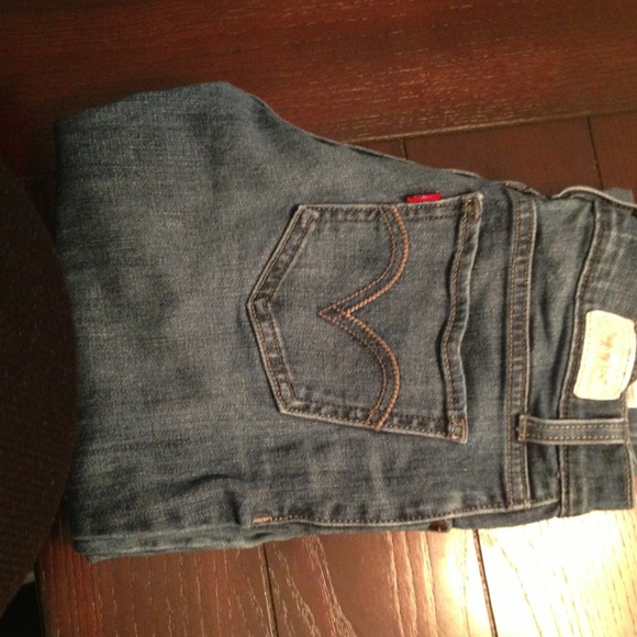 Levi's Denim - 524 denim skinny jeans 
Levi's size 3m
