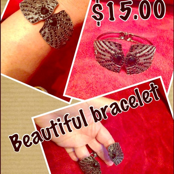 Statement bracelet