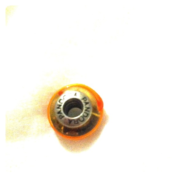 SOLD🚫🚫🚫🚫Pandora Glass Bead orange charm