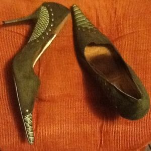 Pierre Dumas pumps