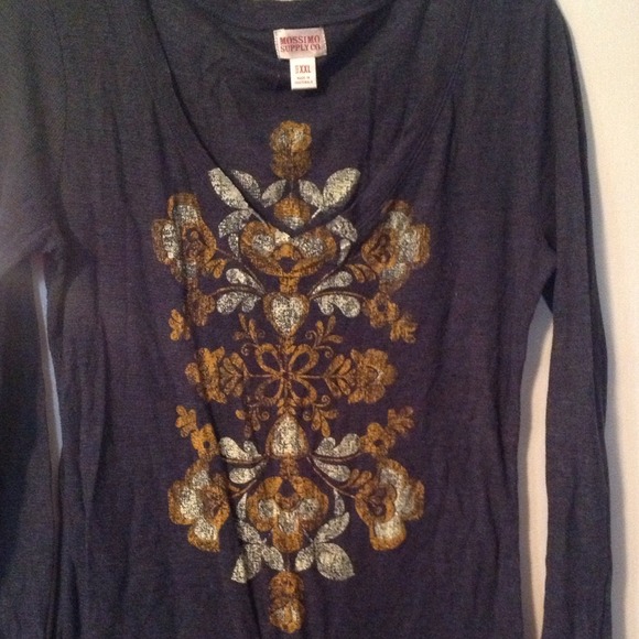 Gray printed v neck top