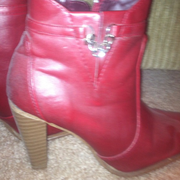 Boots - Picture 2 of 2