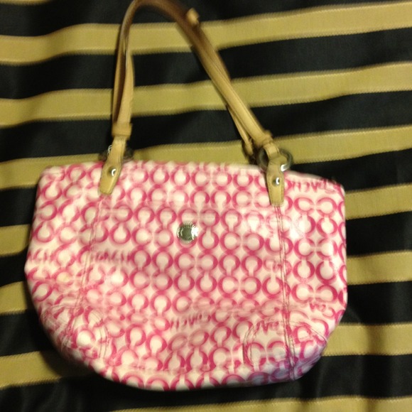 Authentic coach purse - Picture 2 of 4