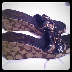 Coach Wedges