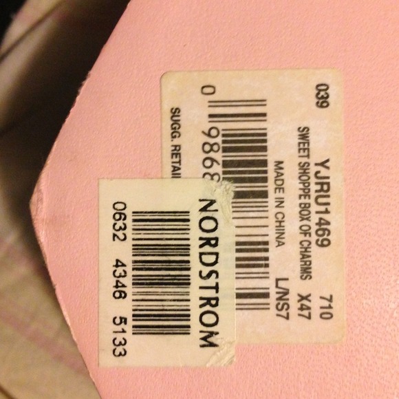 Well Loved Juicy Couture Sweets Shoppe Set - Picture 2 of 4