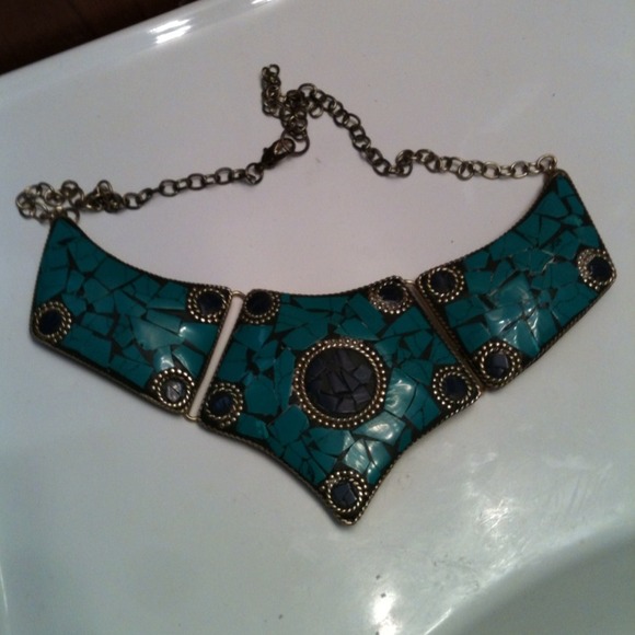 ❌Sold❌Statement necklace - Picture 2 of 4