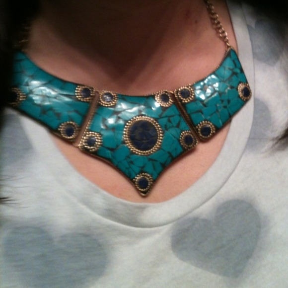 ❌Sold❌Statement necklace - Picture 3 of 4