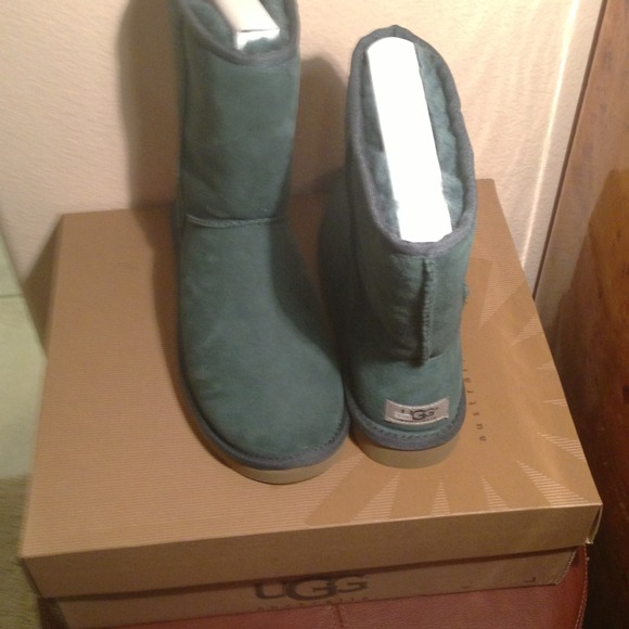 UGG Boots - Size 7 green UGG boots