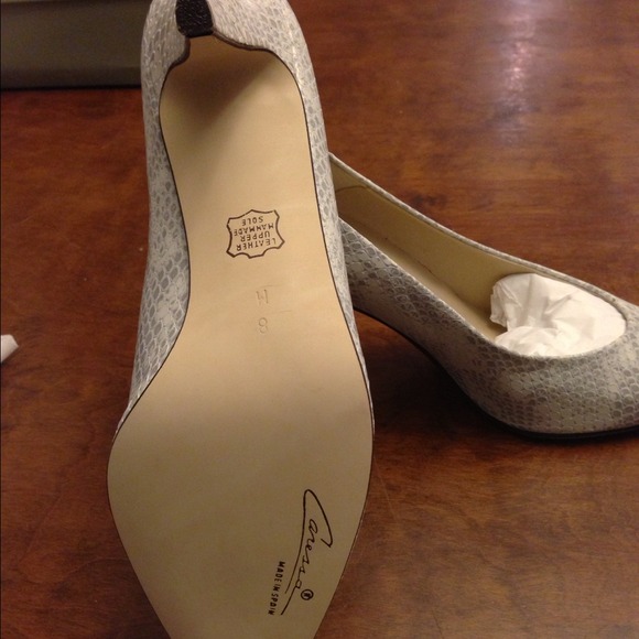 Beige Snake Print Heels - Picture 4 of 4