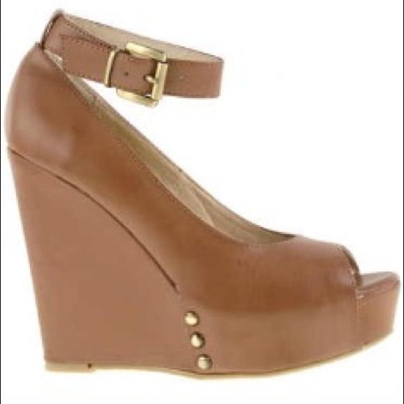 Shoes - Picture 3 of 3