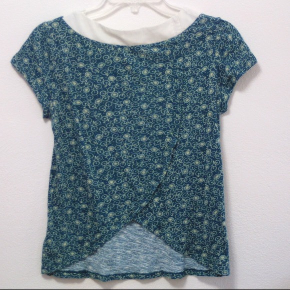 SOLD Peter Pan Collar Top - Picture 3 of 4