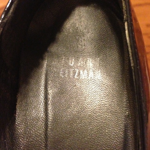 Auth Stuart Weitzman black patent leather heels! - Picture 3 of 4