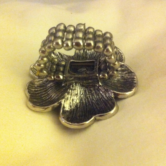 OS Flower Ring - Picture 2 of 2