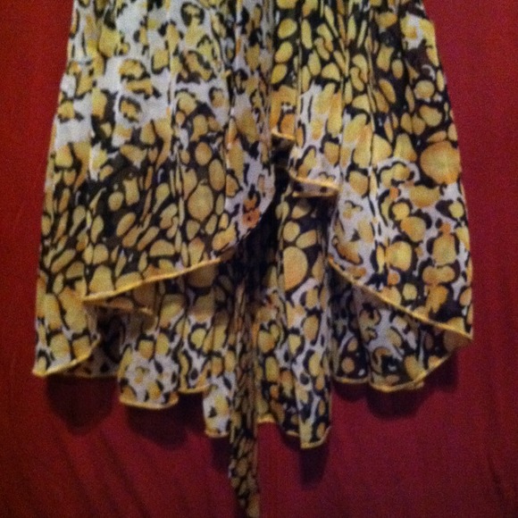 Lucy Paris Yellow White and Black Wrap Dress - Picture 3 of 3