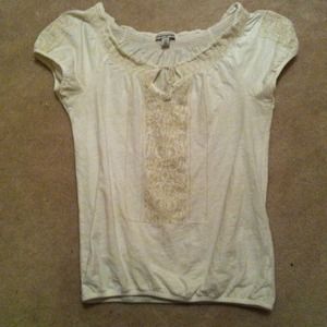 Beautiful white summer shirt!