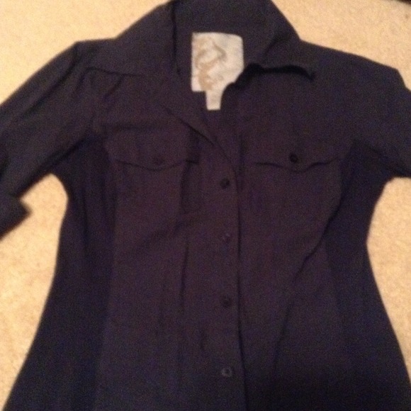 ⭐Traded⭐Navy blue 3/4 Length shirt - Picture 2 of 3