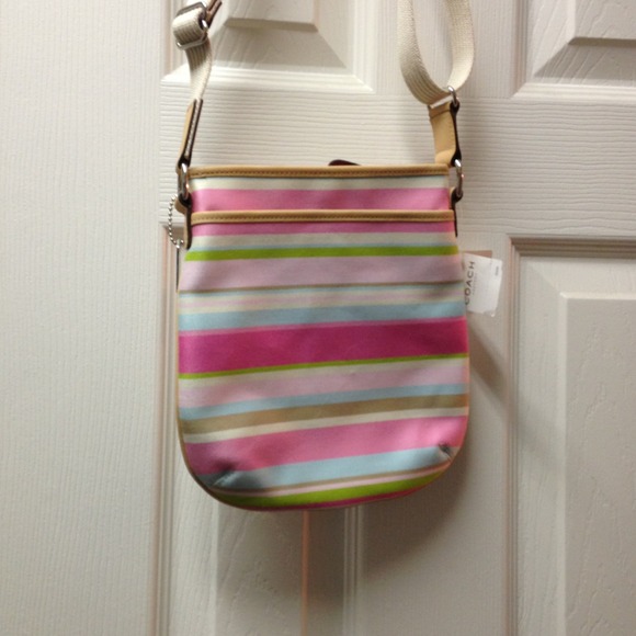 NWT - Coach Cross body Purse - NEW