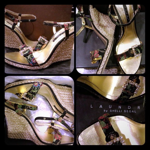 Laundry by SHELLI SEGAL Tasha sandal