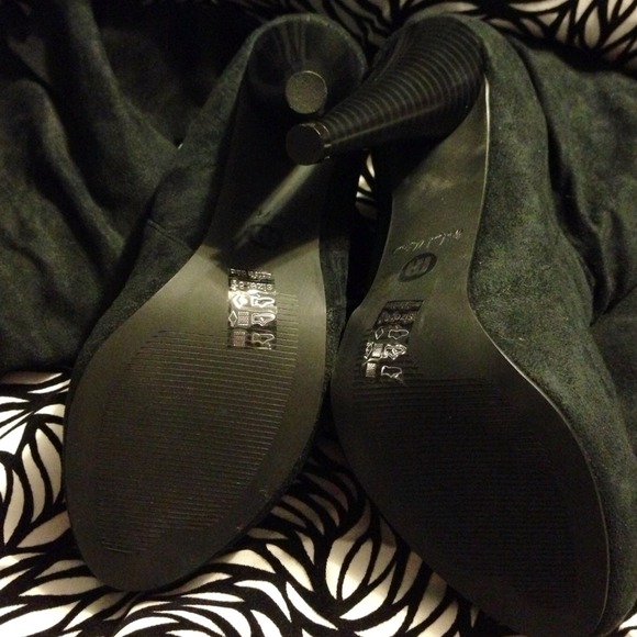 New Michael Antonio Barnes boots! - Picture 2 of 4