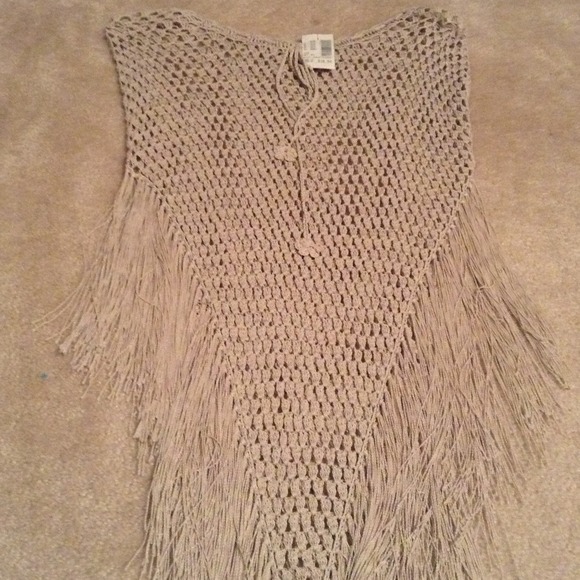 ⭐SOLD⭐Beige Pancho