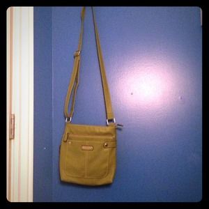 Green crossbody bag:)!