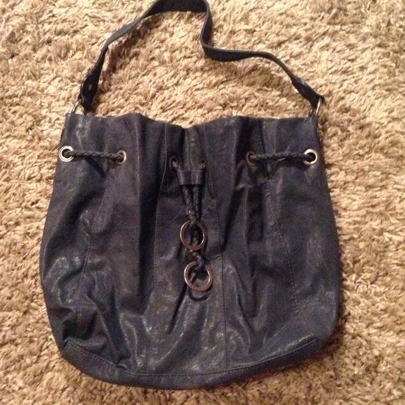 SOLD! Roxy purse - Picture 1 of 3