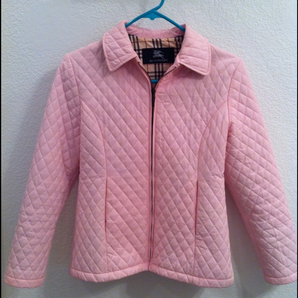 BURBERRY quilted light pink jacket