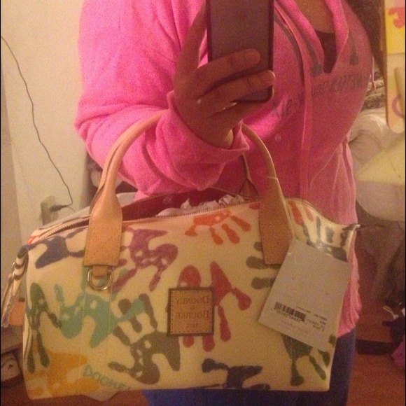 Dooney and Bourke small duffle hand bag purse - Picture 4 of 4