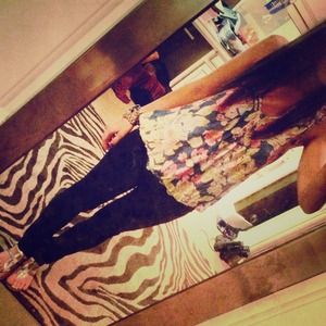 *Reduced* Joie Flowy Floral Top