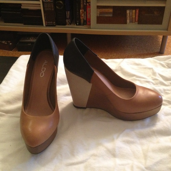 Aldo color block wedge heel
