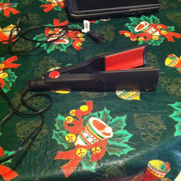 Conair hair straightener