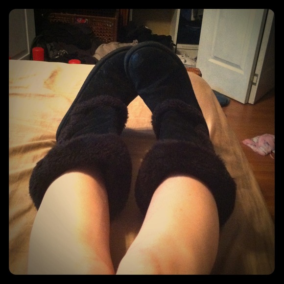 Fake uggs, with fur(;