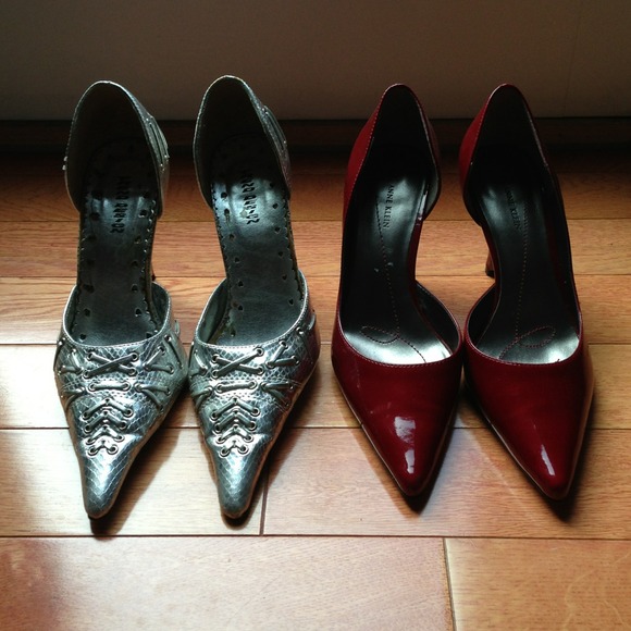 Two pairs pointed-toe heels. - Picture 1 of 1