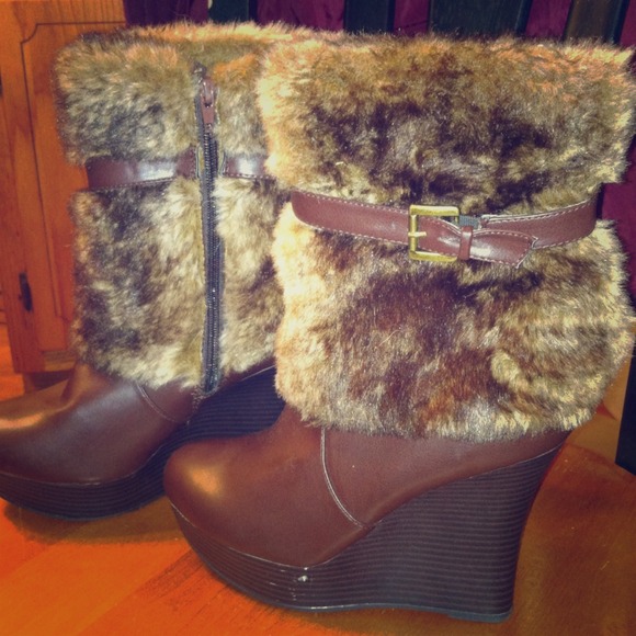 SOLD!! Belted calf fur boots with a 5inch heel!
