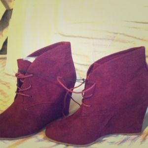 Lace wedge booties
