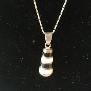 Premiers Designs Konrad necklace